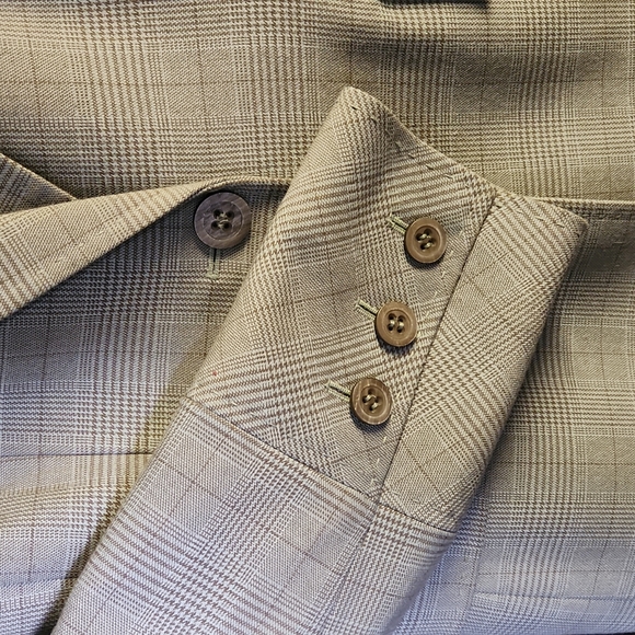 Liz Claibone Ladies Blazer - Picture 9 of 11